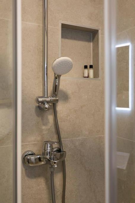 Ferienwohnung Flat4Us#Cozy#Freeparking#5People Zagreb Exterior foto