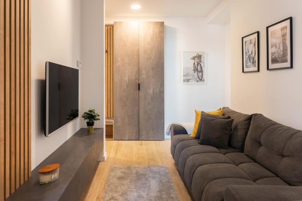 Ferienwohnung Flat4Us#Cozy#Freeparking#5People Zagreb Exterior foto