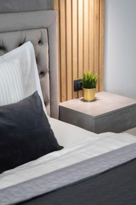 Ferienwohnung Flat4Us#Cozy#Freeparking#5People Zagreb Exterior foto
